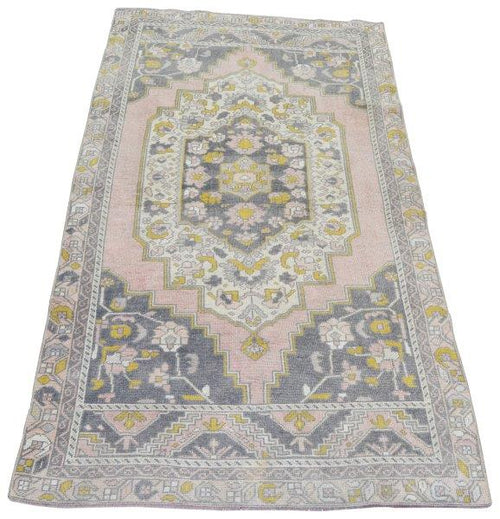 Vintage Turkish Oushak
