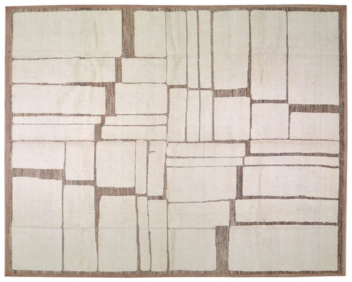 Rectangular rug with a geometric pattern of squares in beige and brown tones. Stone simulating
