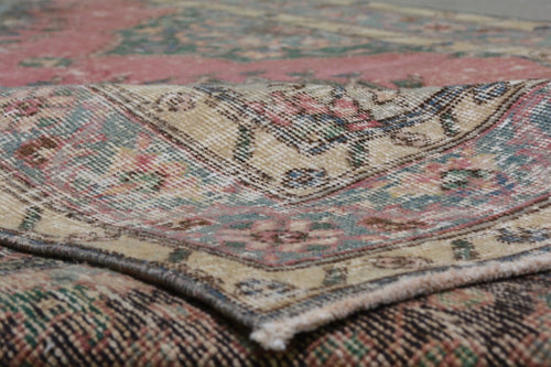 Vintage Turkish Oushak