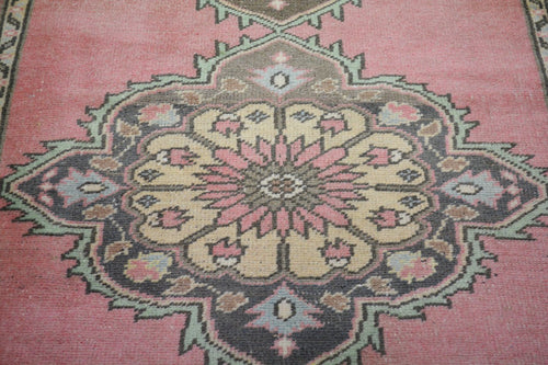 Vintage Turkish Oushak