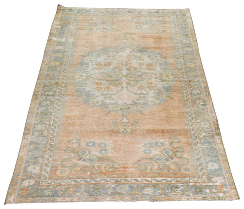 Vintage Turkish Oushak